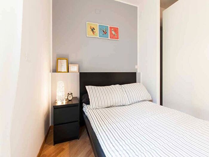 Appartamento con 6 locali in affitto in Via Privata San Martiniano, Corvetto, Milano