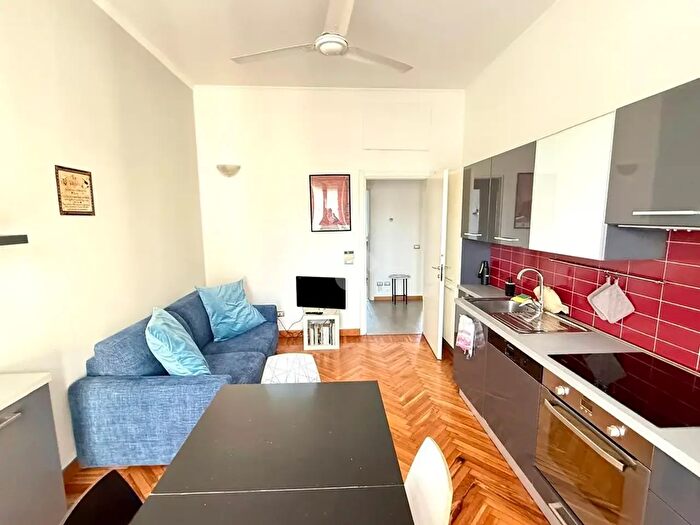 Appartamento trilocale in affitto in Viale Papiniano, Milano