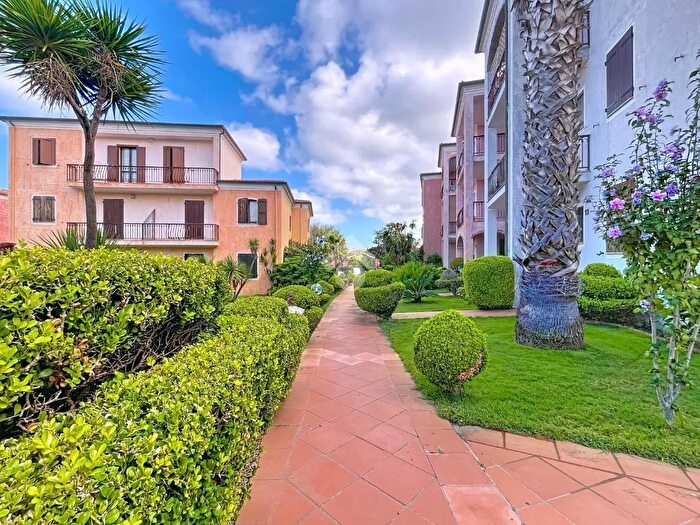 Appartamento quadrilocale in vendita in Via Roma, Valledoria