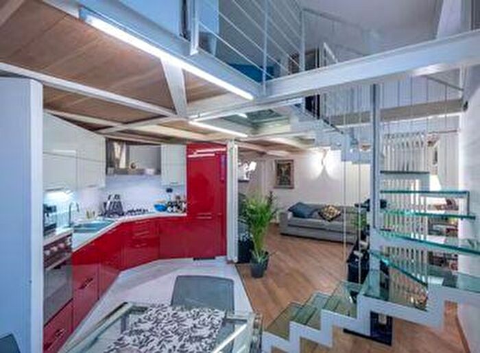 Appartamento con 5 locali in vendita in Via Nazareth, Padova