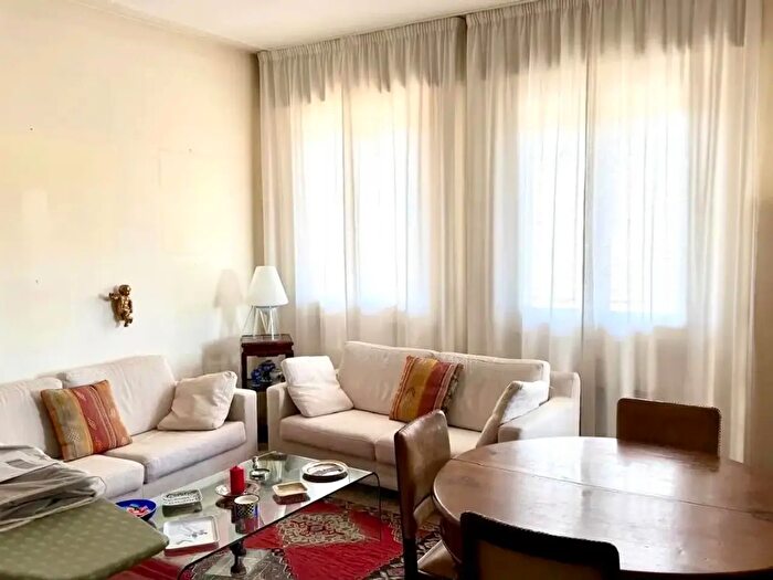 Appartamento con 5 locali in vendita in Viareggio