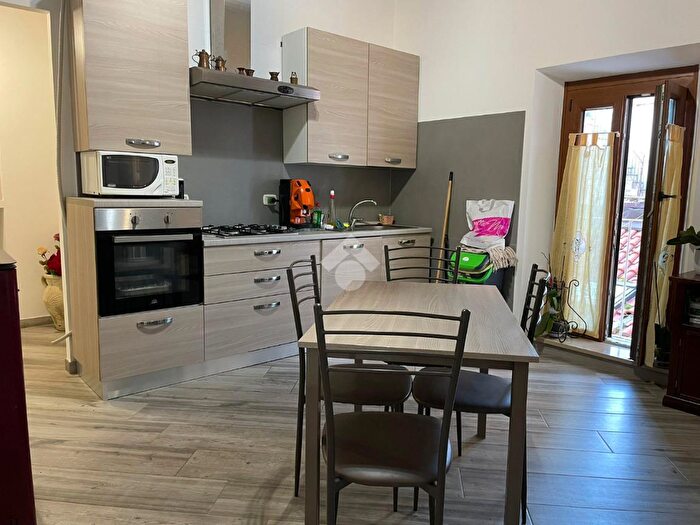 Appartamento trilocale in vendita in Via Maestra, Gallicano Nel Lazio