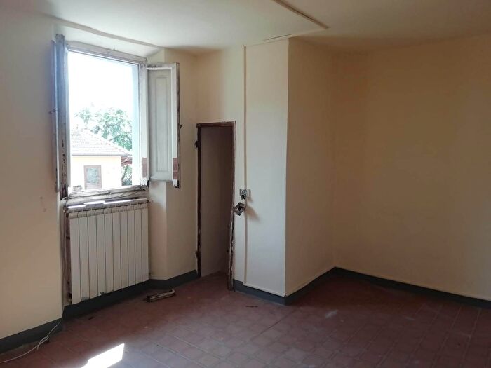 Appartamento con 9 locali in vendita in Rignano SullArno