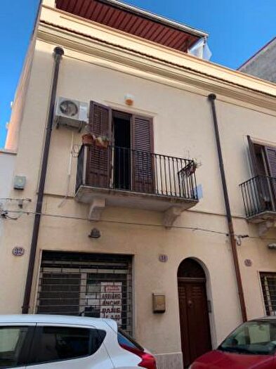 Casa con 6 locali in vendita in Via Galileo Galilei, Alcamo