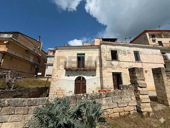 Casa quadrilocale in vendita in Via Meridionale, Grassano