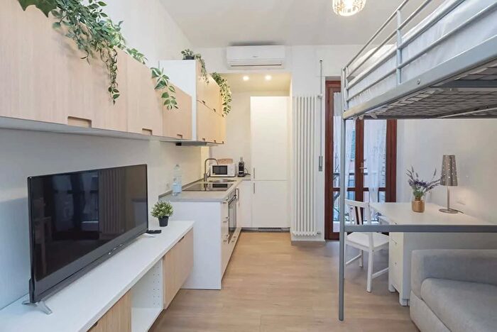 Appartamento monolocale in affitto in Viale Lucania, Milano