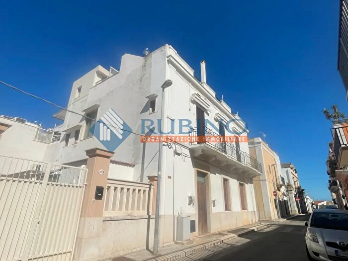 Appartamento bilocale in vendita in Via Monte Grappa, Bari