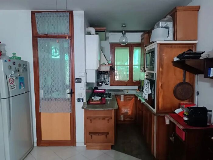 Appartamento con 5 locali in vendita in Lvett, Collesalvetti