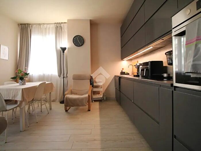 Appartamento quadrilocale in vendita in Via Ferrara, Prato