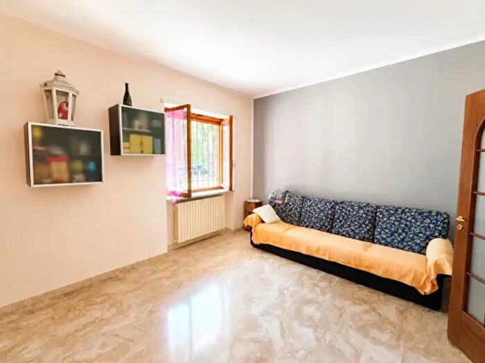 Appartamento quadrilocale in vendita in Viale Pilone, Asti