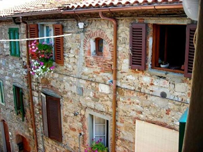 Appartamento bilocale in vendita in Bucine