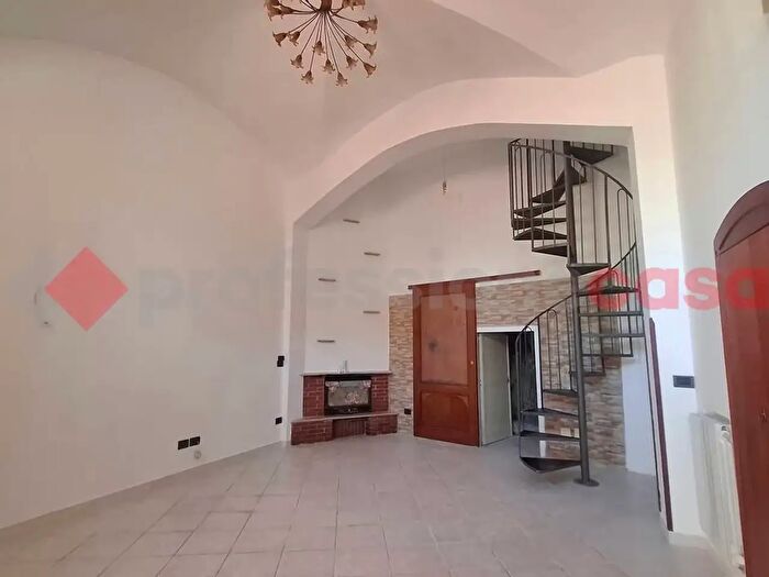 Casa trilocale in vendita in Via Domenico Alfieri Snc, Castel San Giorgio
