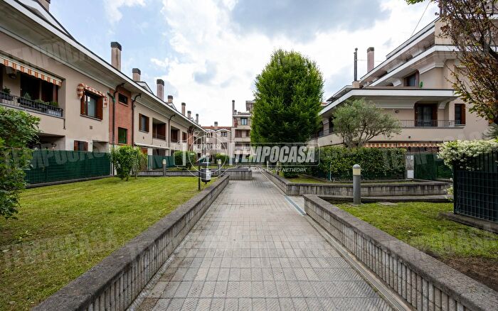 Appartamento bilocale in vendita in Bussero