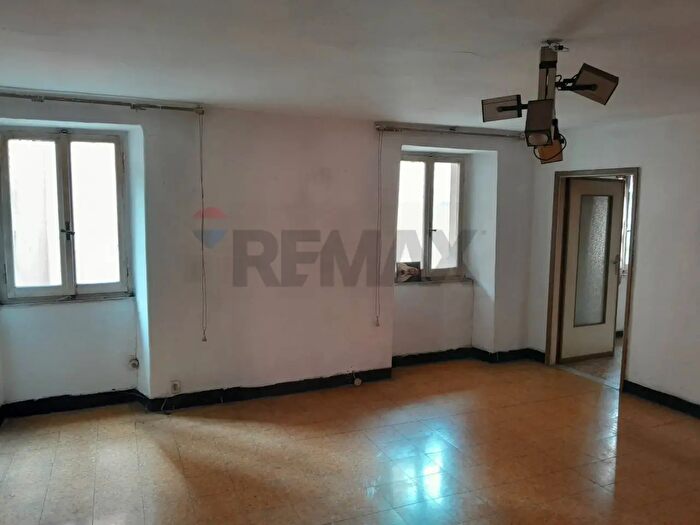 Appartamento con 5 locali in vendita in Borghetto Di Vara