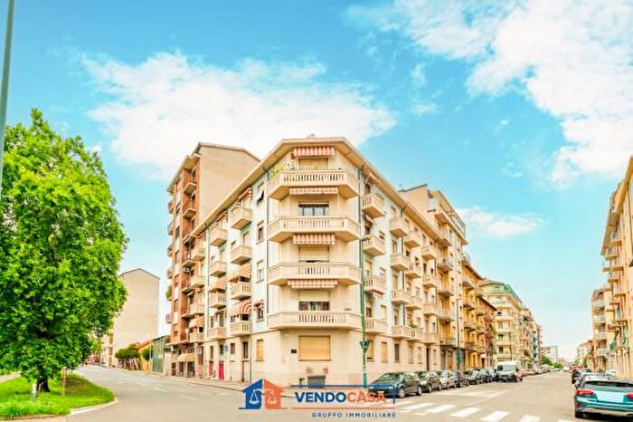 Appartamento trilocale in vendita in Corso Carlo E nello Rosselli, Torino