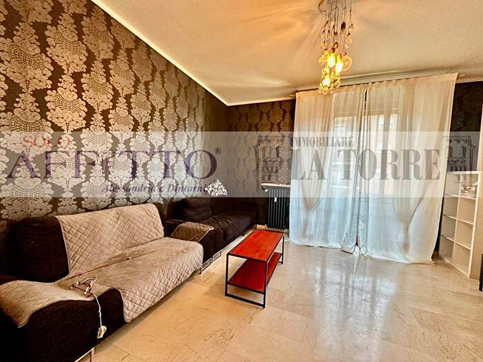 Appartamento quadrilocale in affitto in Via Camillo Cavour, Piazza Garibaldi, Alessandria