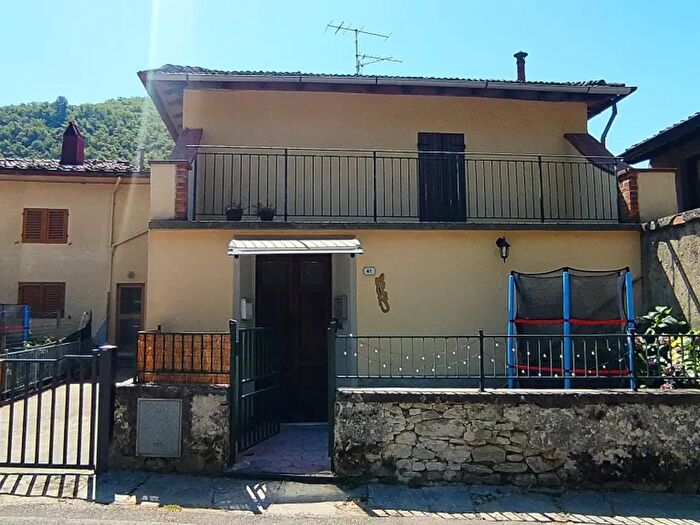 Appartamento quadrilocale in vendita in Vicchio