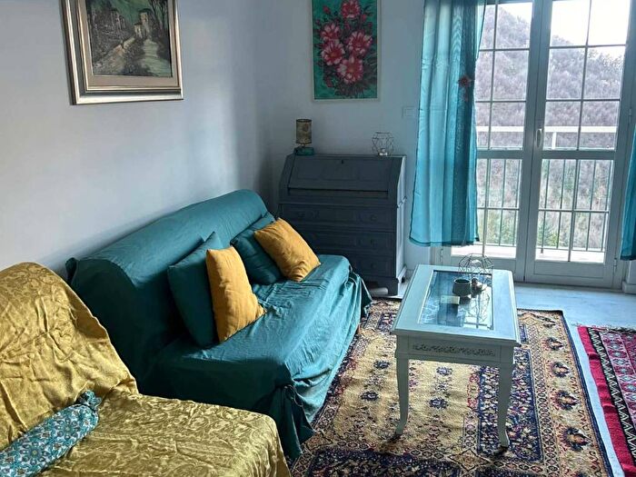 Appartamento trilocale in affitto in Via San Luca, Guarcino