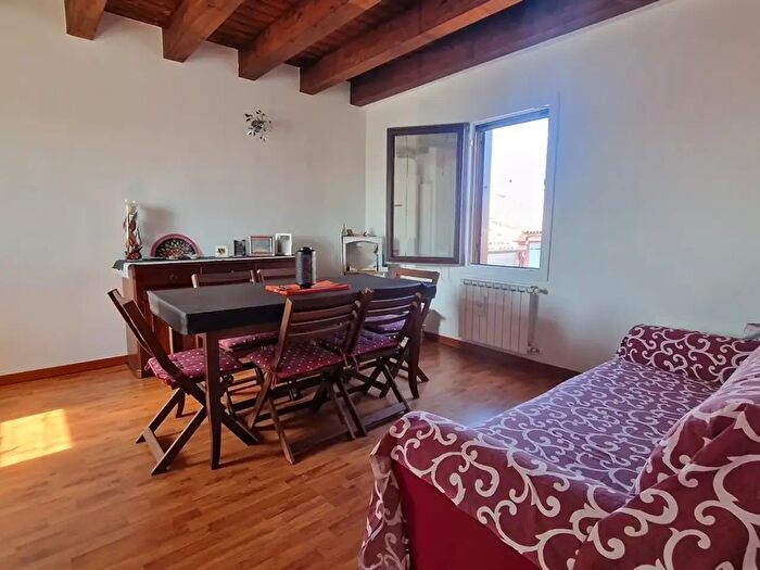 Appartamento quadrilocale in vendita in Rione Duomo, Chioggia