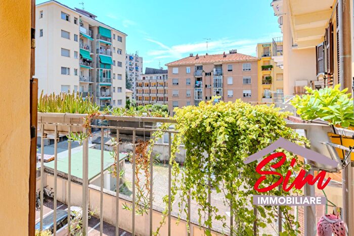 Case in Vendita e in Affitto - 3