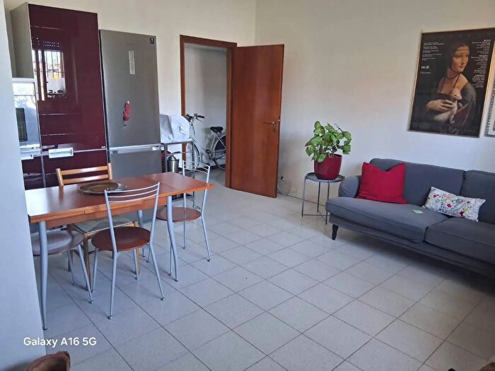 Appartamento trilocale in vendita in Via Roma Cesano Boscone, Cesano Boscone