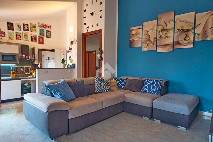 Appartamento trilocale in vendita in Via Alessandro Manzoni, Spino DAdda