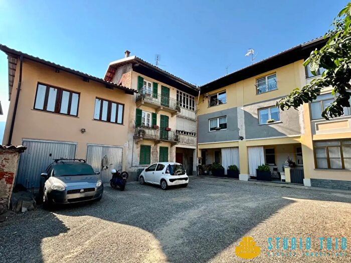 Appartamento con 7 locali in vendita in Biella
