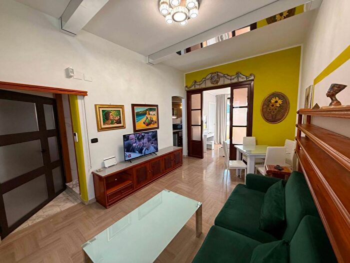 Appartamento trilocale in affitto in Corso Filangeri, Centro, Santa Flavia