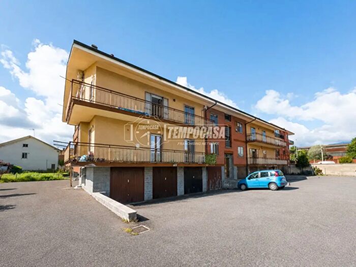 Appartamento trilocale in vendita in Via Dora Riparia, Buttigliera Alta