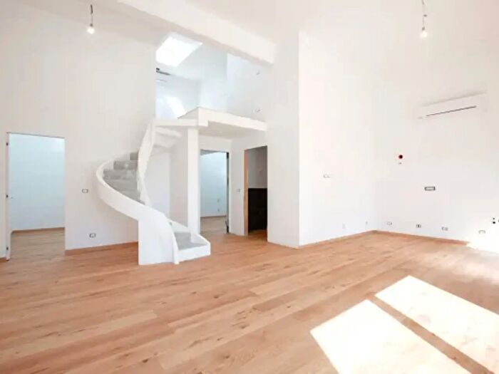 Appartamento con 5 locali in vendita in Torino