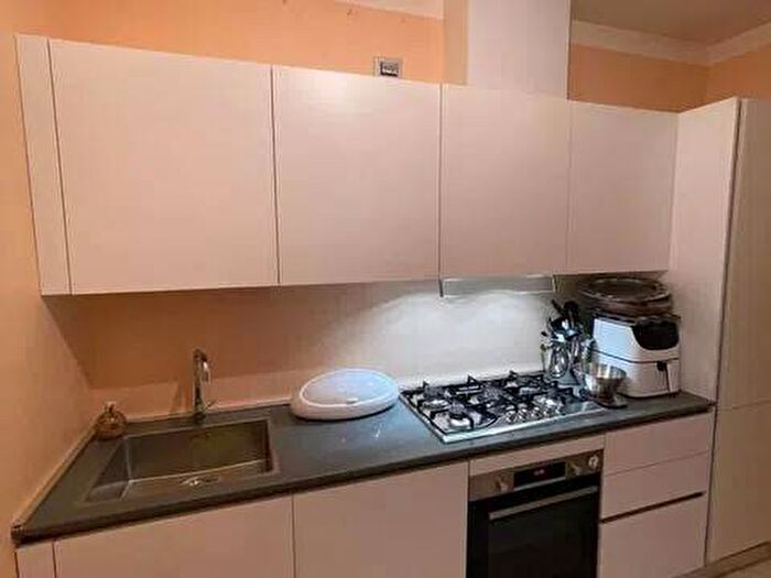 Appartamento con 6 locali in affitto in Via San Giovanni Bosco, Marco Polo Don Bosco, Viareggio