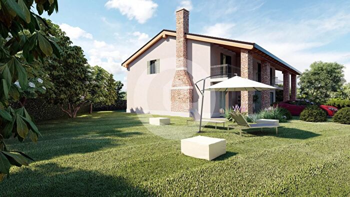 Casa con 5 locali in vendita in Santa Giustina In Colle