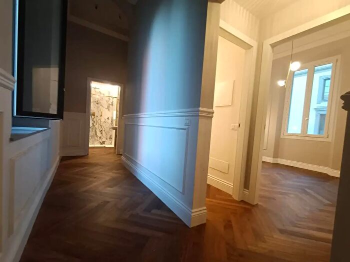 Appartamento trilocale in vendita in Firenze