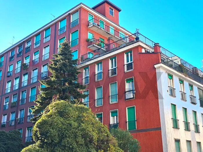 Appartamento bilocale in affitto in Via Arrivabene, Milano