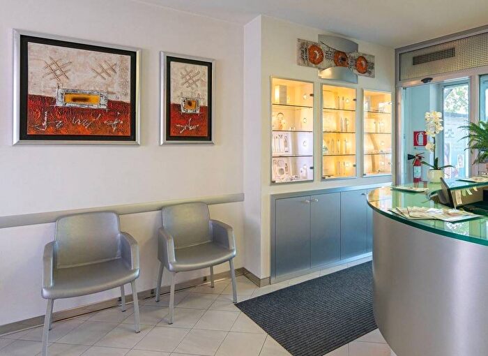 Casa con 6 locali in vendita in via martiniana, Baggiovara, Modena