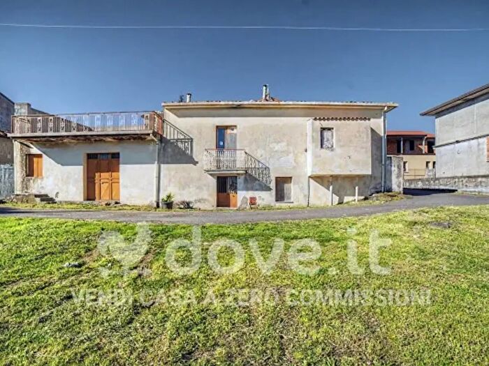 Casa quadrilocale in vendita in Via Canonico Zumbo Snc, Castiglione Di Sicilia