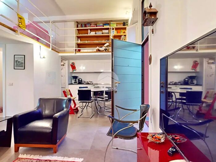 Appartamento trilocale in vendita in Via Ampere, Milano