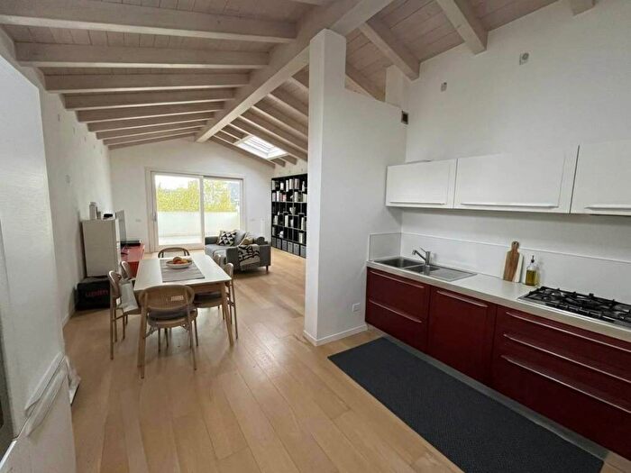 Casa trilocale in affitto in Via Galileo Galilei, Centro, Mestrino