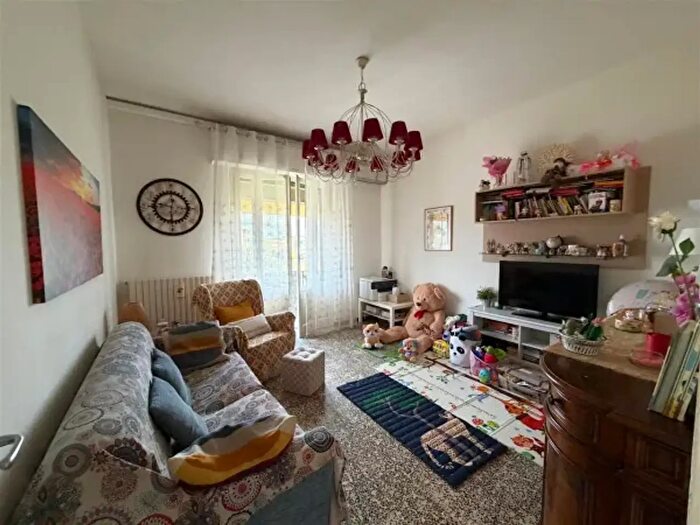 Appartamento trilocale in vendita in Via Nicola Pisano, Firenze