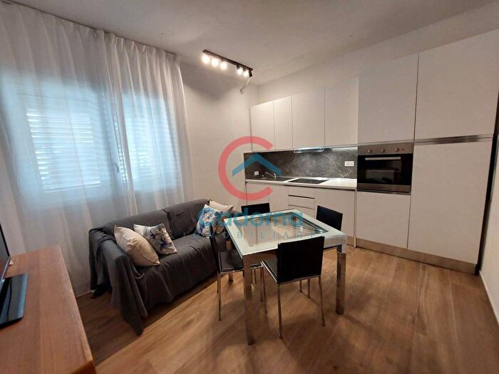 Appartamento bilocale in affitto in Viale Giacomo Leopardi, Milano Marittima, Cervia