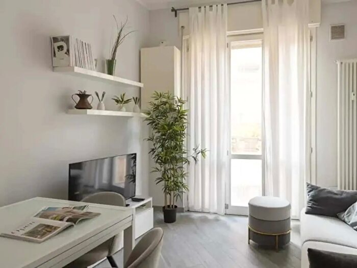 Appartamento monolocale in affitto in Via Disciplini, Milano