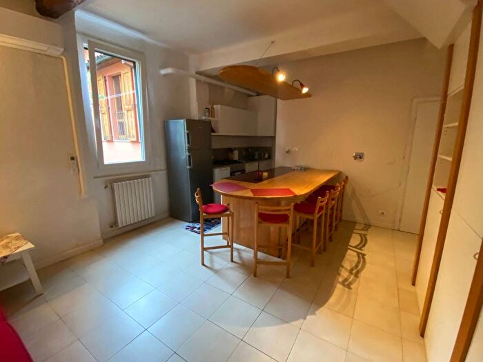 Appartamento trilocale in affitto in Via del Pratello, San Felice, Bologna