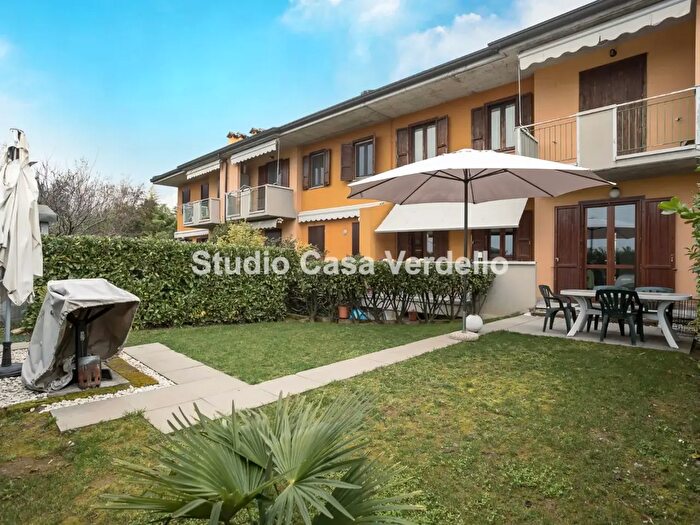 Appartamento trilocale in vendita in FLli Regonesi, Verdello