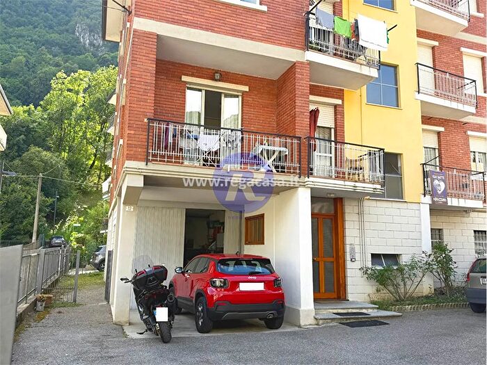Appartamento con 5 locali in vendita in Via Don Giacomo Viscardi San Pellegrino Terme Bg, San Pellegrino Terme