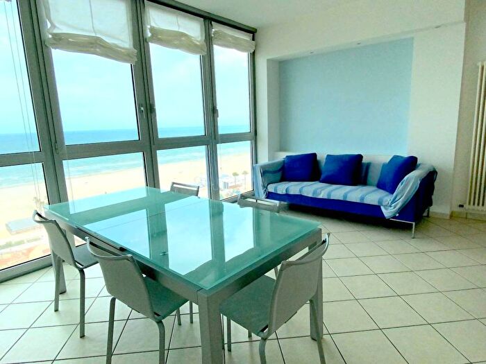 Appartamento con 5 locali in affitto in Lungomare della Libertà, Centro, Riccione