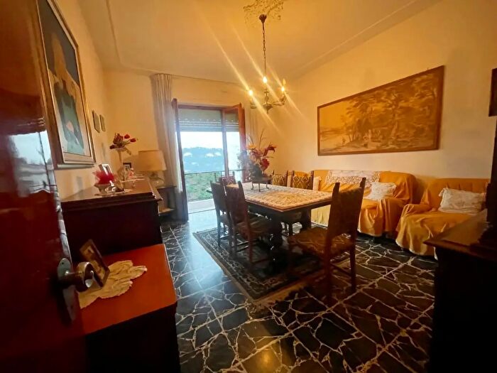 Appartamento quadrilocale in vendita in Poggibonsi