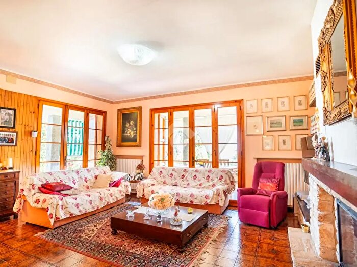 Casa quadrilocale in vendita in Via Ubersetto, Scandiano