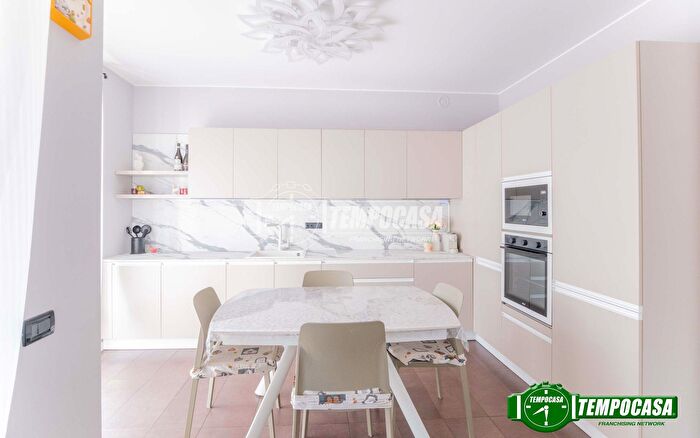 Appartamento trilocale in vendita in Via Terzani, Corbetta