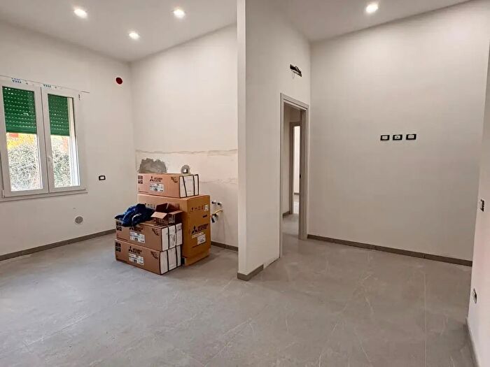 Appartamento trilocale in vendita in Cascina