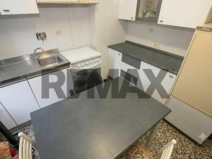 Appartamento trilocale in vendita in Genova